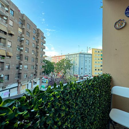 Rooms In Valencia Great Location In Shared Apartment Exteriör bild