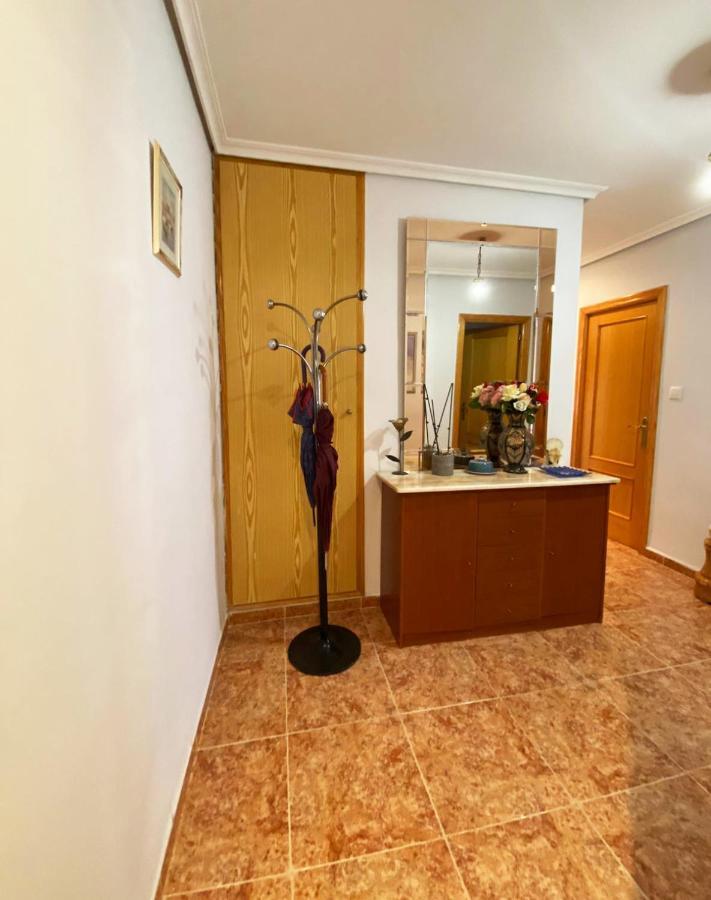Rooms In Valencia Great Location In Shared Apartment Exteriör bild